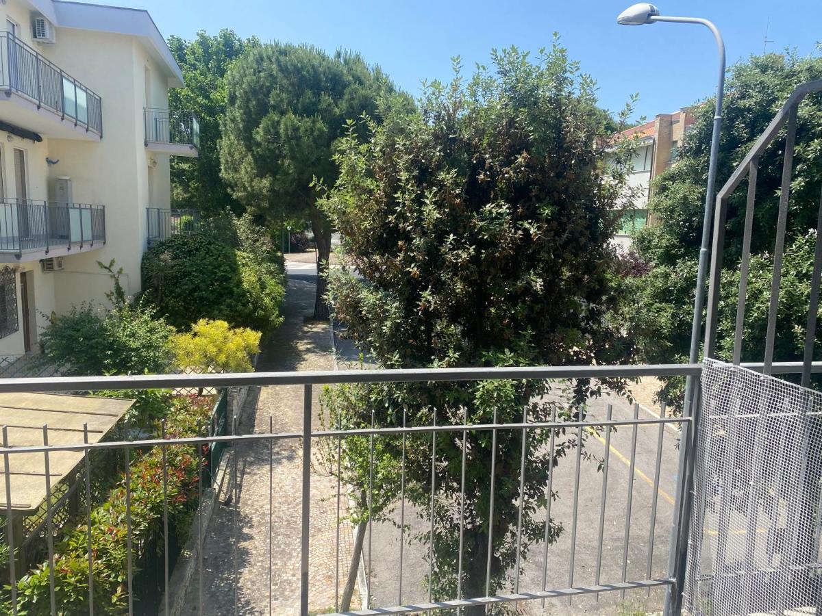 Via Pesaro A/C Apartment Marcelli Exterior photo